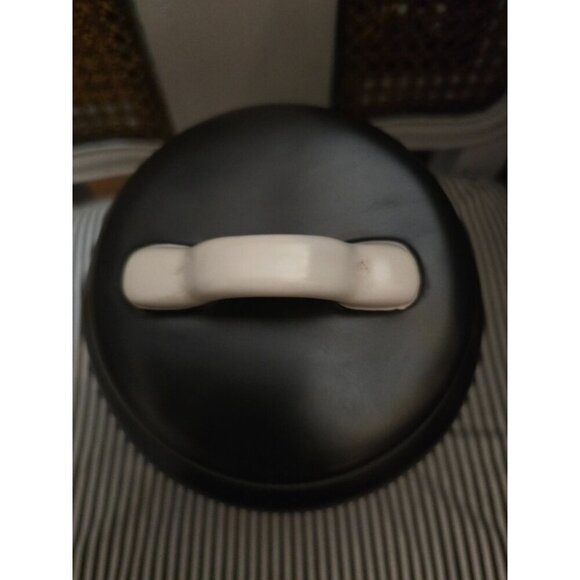 NWT Rae Dunn Halloween Skulls and Bones Chubby Black Canister - Picture 9 of 12